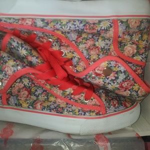 Women's high top canvas